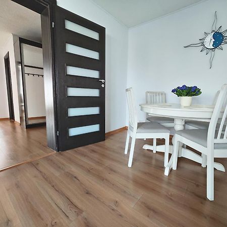 Platinum Apartment - Apartament Cu 3 Camere, 2 Dormitoare, 2 Bai, Bucatarie Complet Utilata, 2 Balcoane Bukurešť Exteriér fotografie