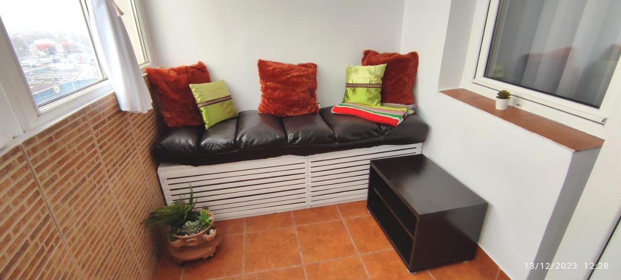 Platinum Apartment - Apartament Cu 3 Camere, 2 Dormitoare, 2 Bai, Bucatarie Complet Utilata, 2 Balcoane Bukurešť Exteriér fotografie