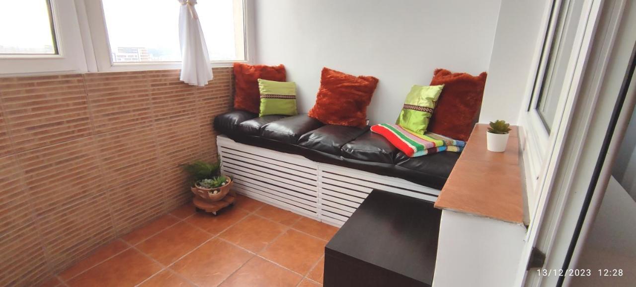 Platinum Apartment - Apartament Cu 3 Camere, 2 Dormitoare, 2 Bai, Bucatarie Complet Utilata, 2 Balcoane Bukurešť Exteriér fotografie