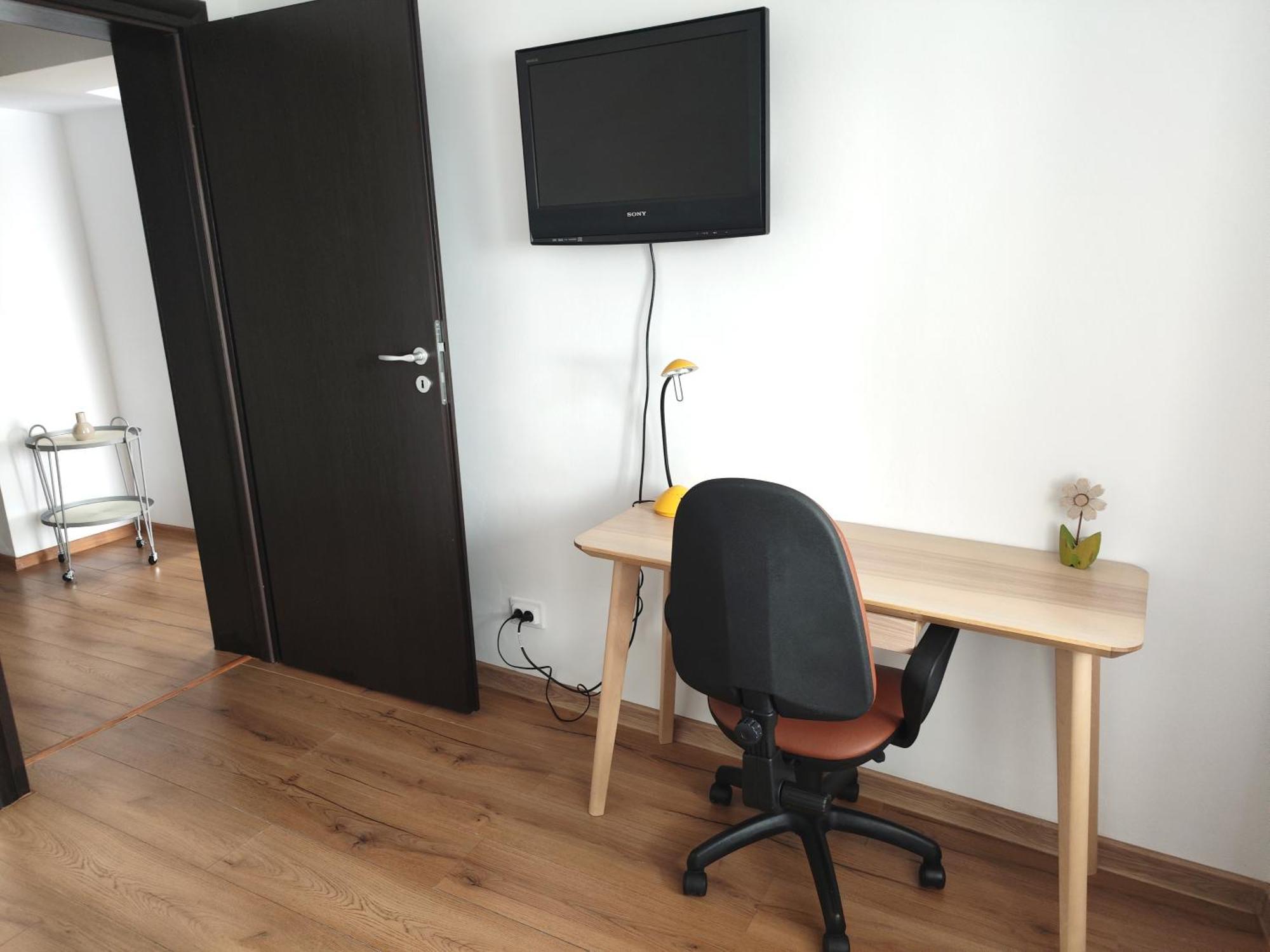 Platinum Apartment - Apartament Cu 3 Camere, 2 Dormitoare, 2 Bai, Bucatarie Complet Utilata, 2 Balcoane Bukurešť Exteriér fotografie